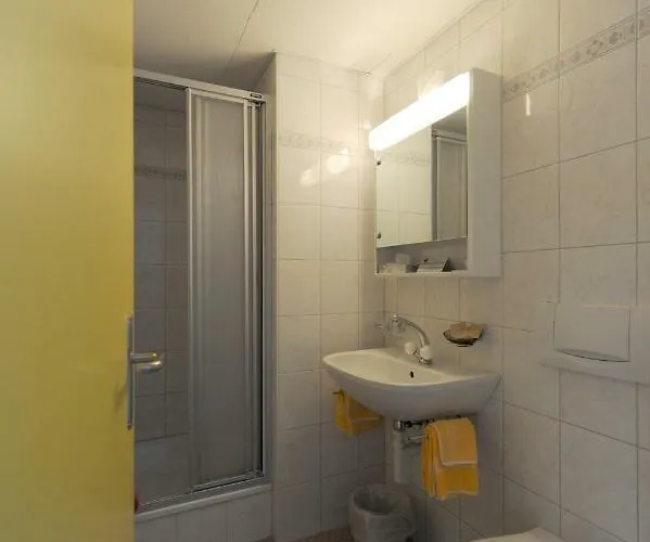 Sternen Budget Hotel